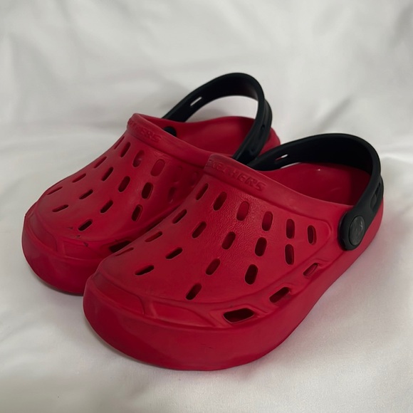 🔴 Skechers Red Toddler Clog Size 11 - Picture 1 of 8